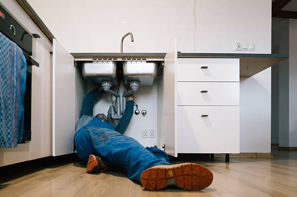 Professional Gas Line Repair technician working in Hackberry, TX